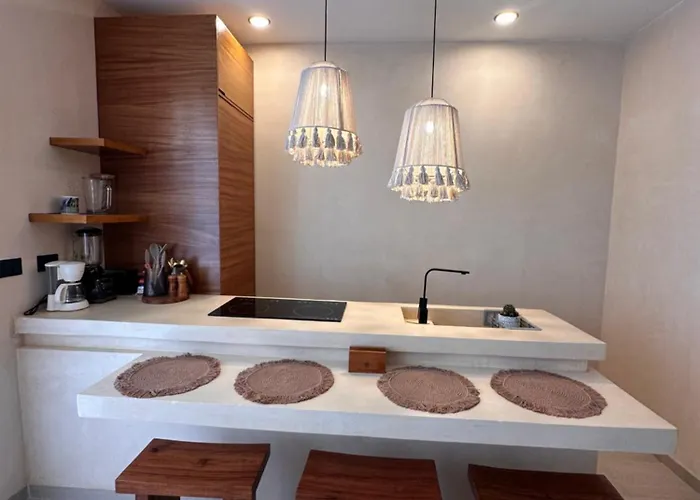 Aparthotel Casa Makram 4*