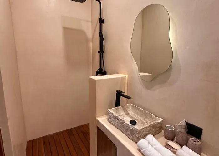 Aparthotel Casa Makram 4*